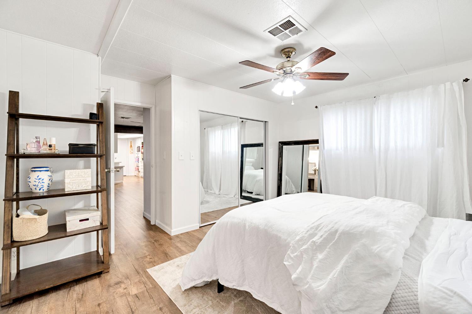 3556 N Duke #165, Fresno, CA 93727