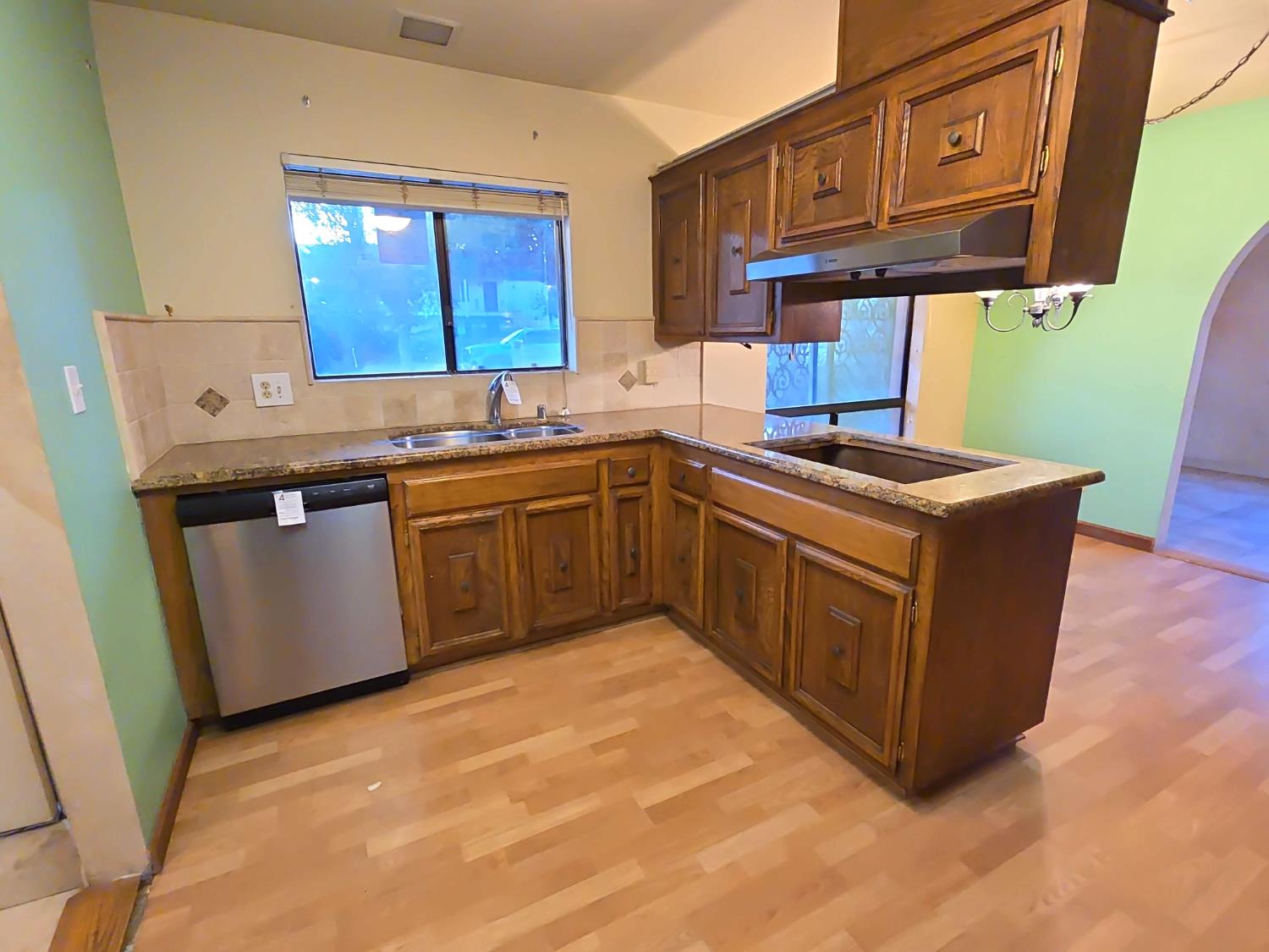 5064 N Wishon Ave #A, Fresno, CA 93704