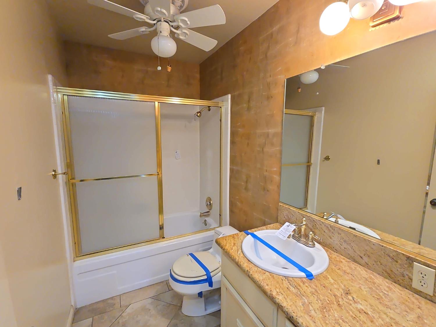 5064 N Wishon Ave #A, Fresno, CA 93704