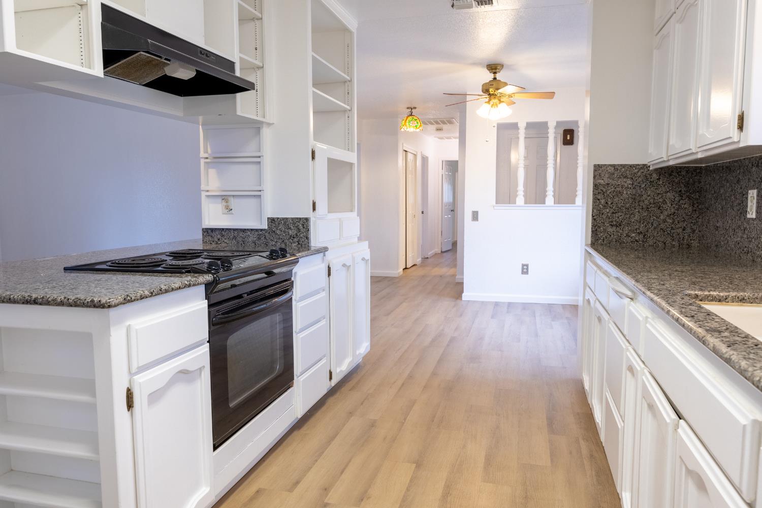 42058 Wild Stallion Ct, Coarsegold, CA 93614