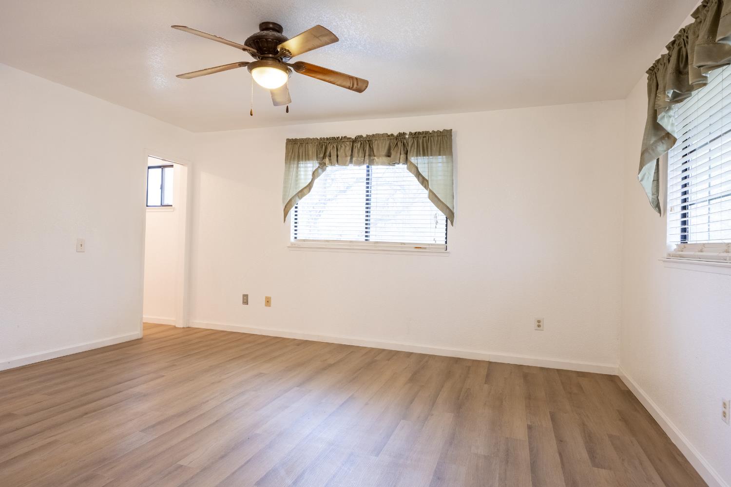 42058 Wild Stallion Ct, Coarsegold, CA 93614