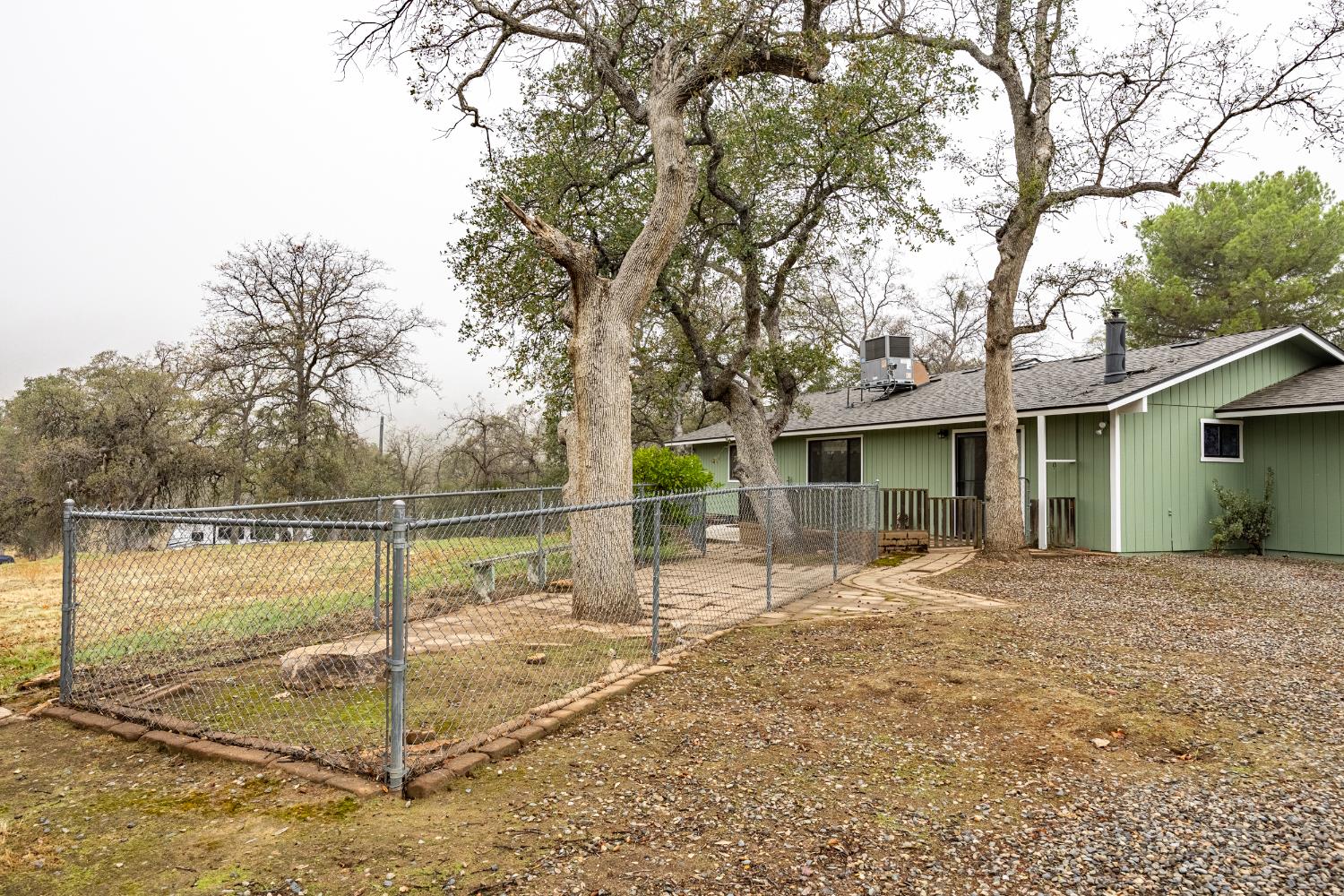 42058 Wild Stallion Ct, Coarsegold, CA 93614