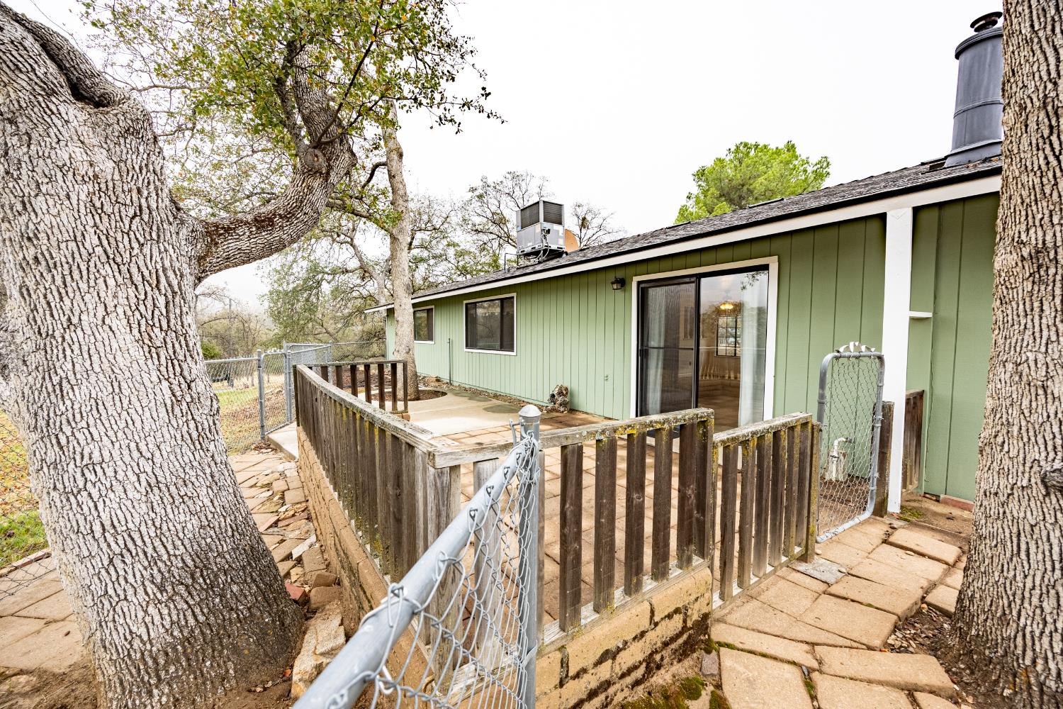 42058 Wild Stallion Ct, Coarsegold, CA 93614