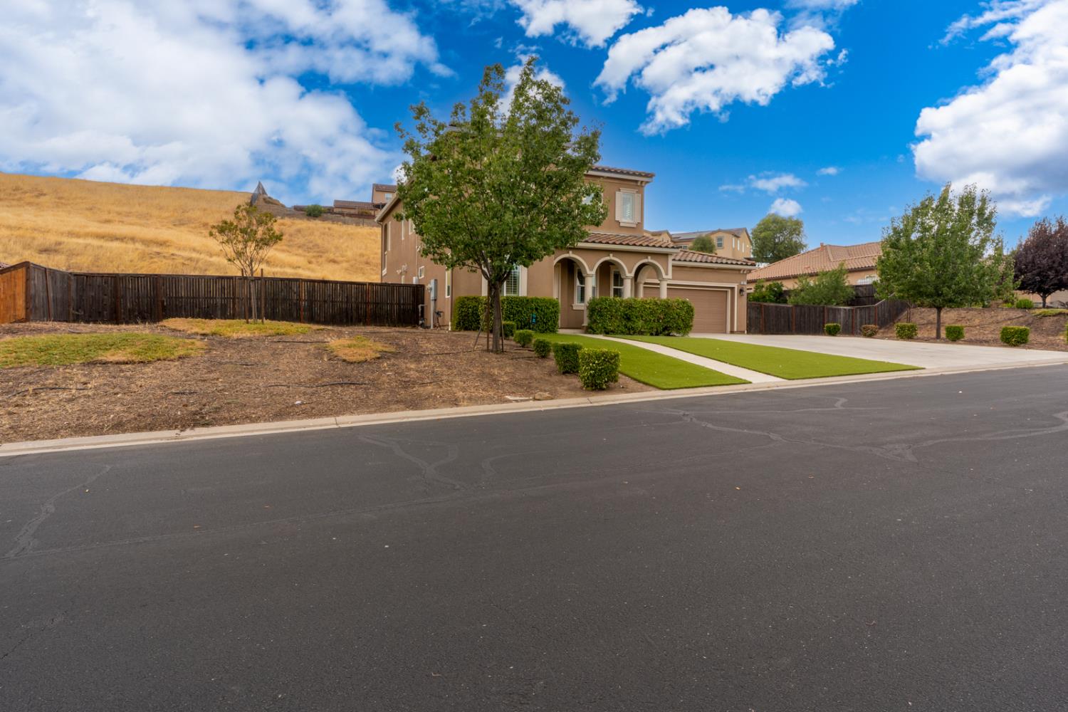 18677 Via Bellagio, Friant, CA 93626