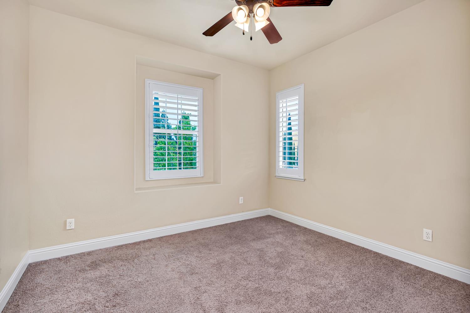 18677 Via Bellagio, Friant, CA 93626