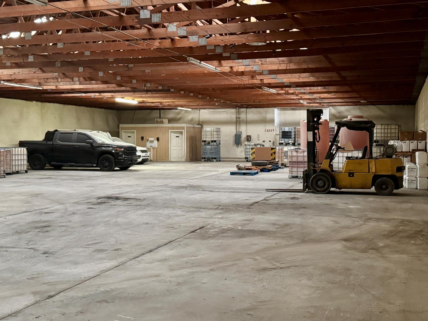 20390 Main St, Stratford, CA 93266