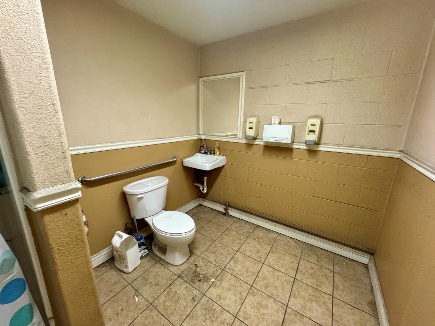 20390 Main St, Stratford, CA 93266