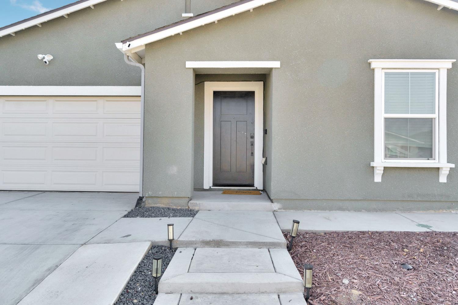 1533 Concord Ave, Madera, CA 93637