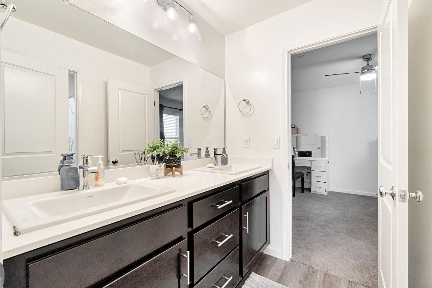 1533 Concord Ave, Madera, CA 93637