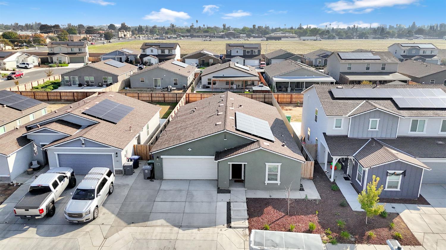 1533 Concord Ave, Madera, CA 93637