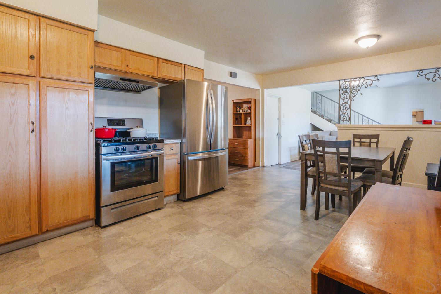 5038 E Weathermaker, Fresno, CA 93727