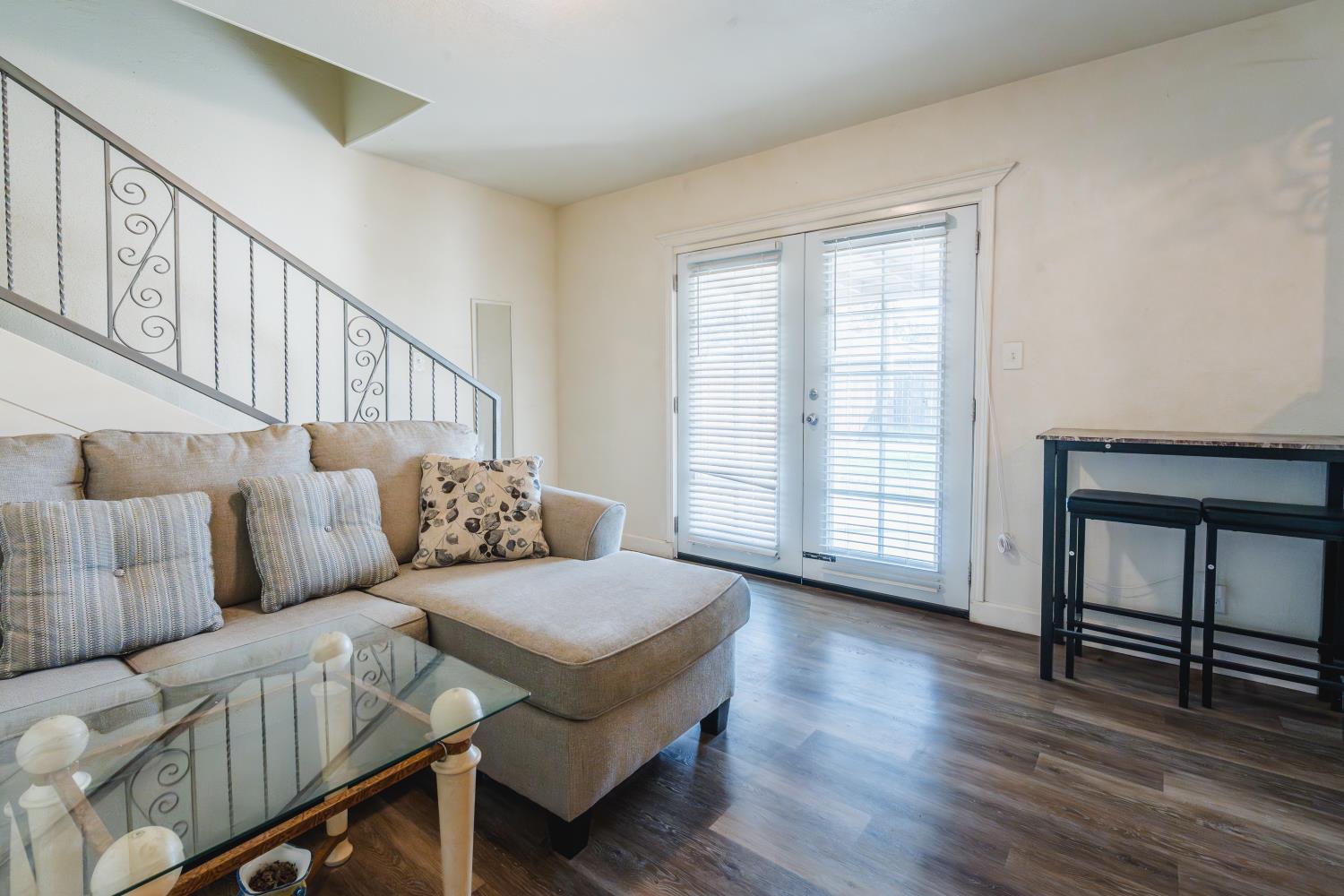 5038 E Weathermaker, Fresno, CA 93727
