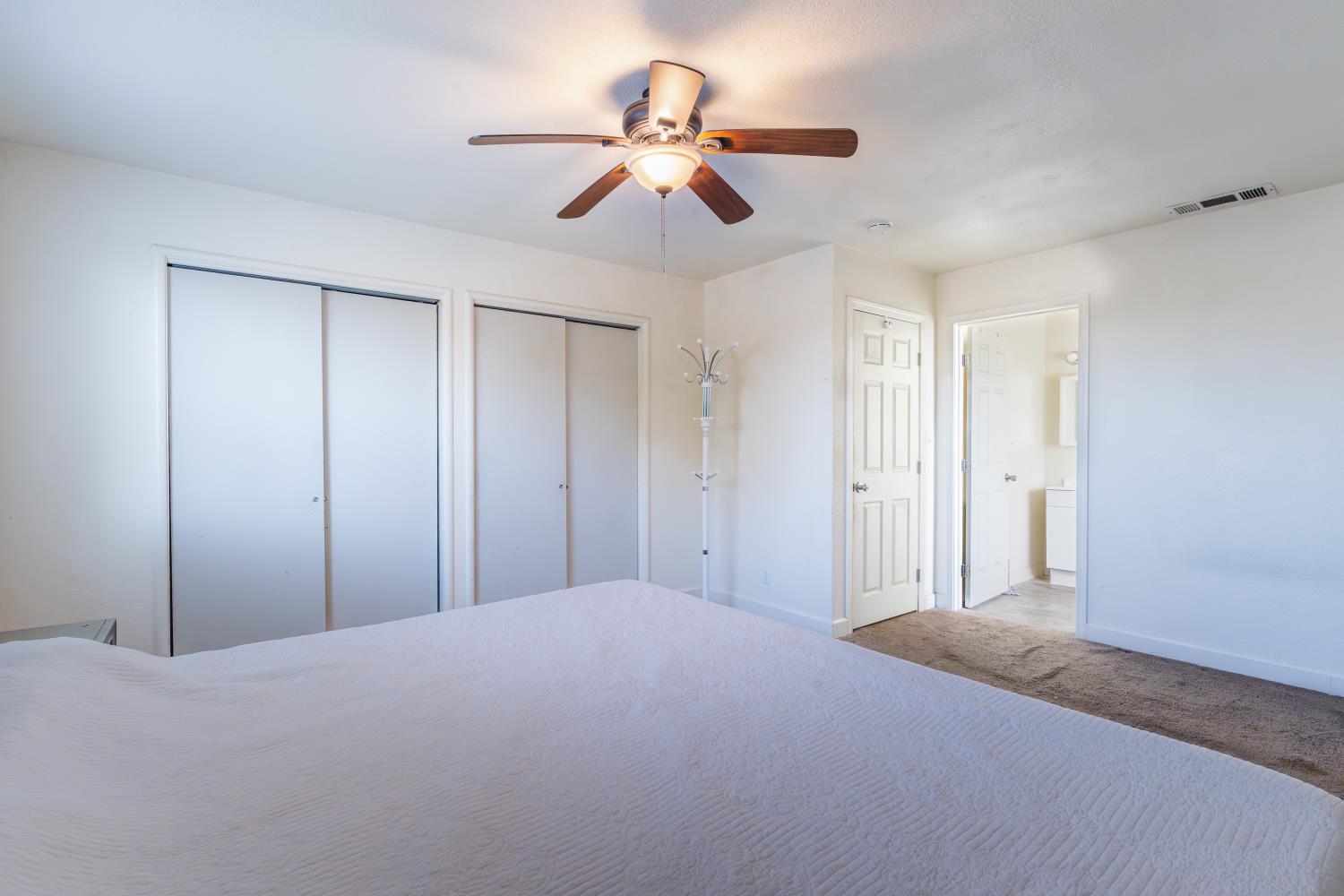 5038 E Weathermaker, Fresno, CA 93727