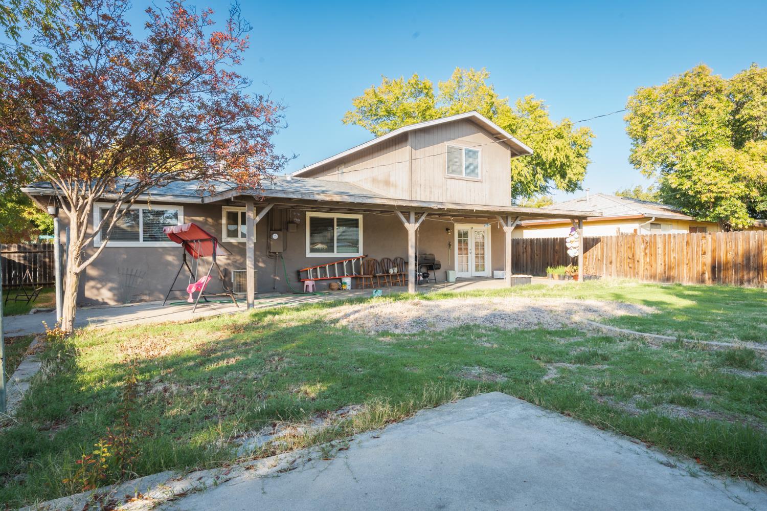 5038 E Weathermaker, Fresno, CA 93727