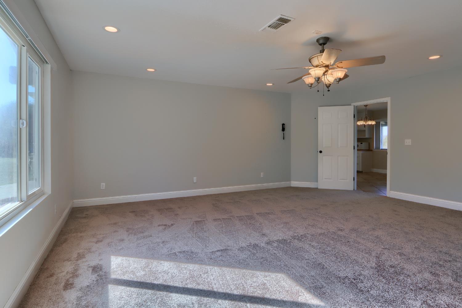 31678 Buck Run Ln, Coarsegold, CA 93614