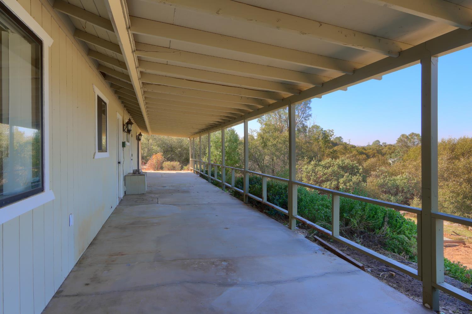 31678 Buck Run Ln, Coarsegold, CA 93614