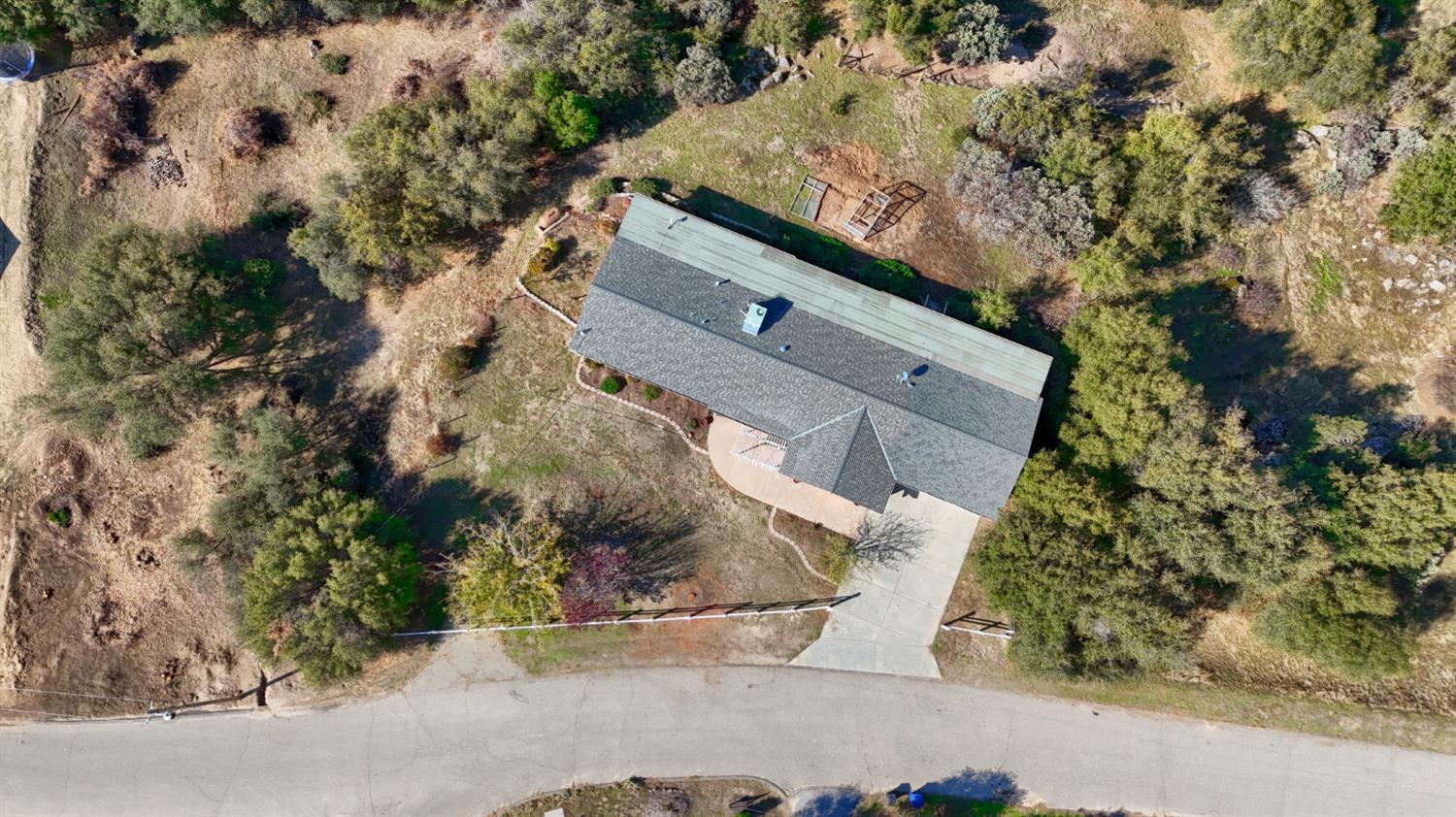 31678 Buck Run Ln, Coarsegold, CA 93614