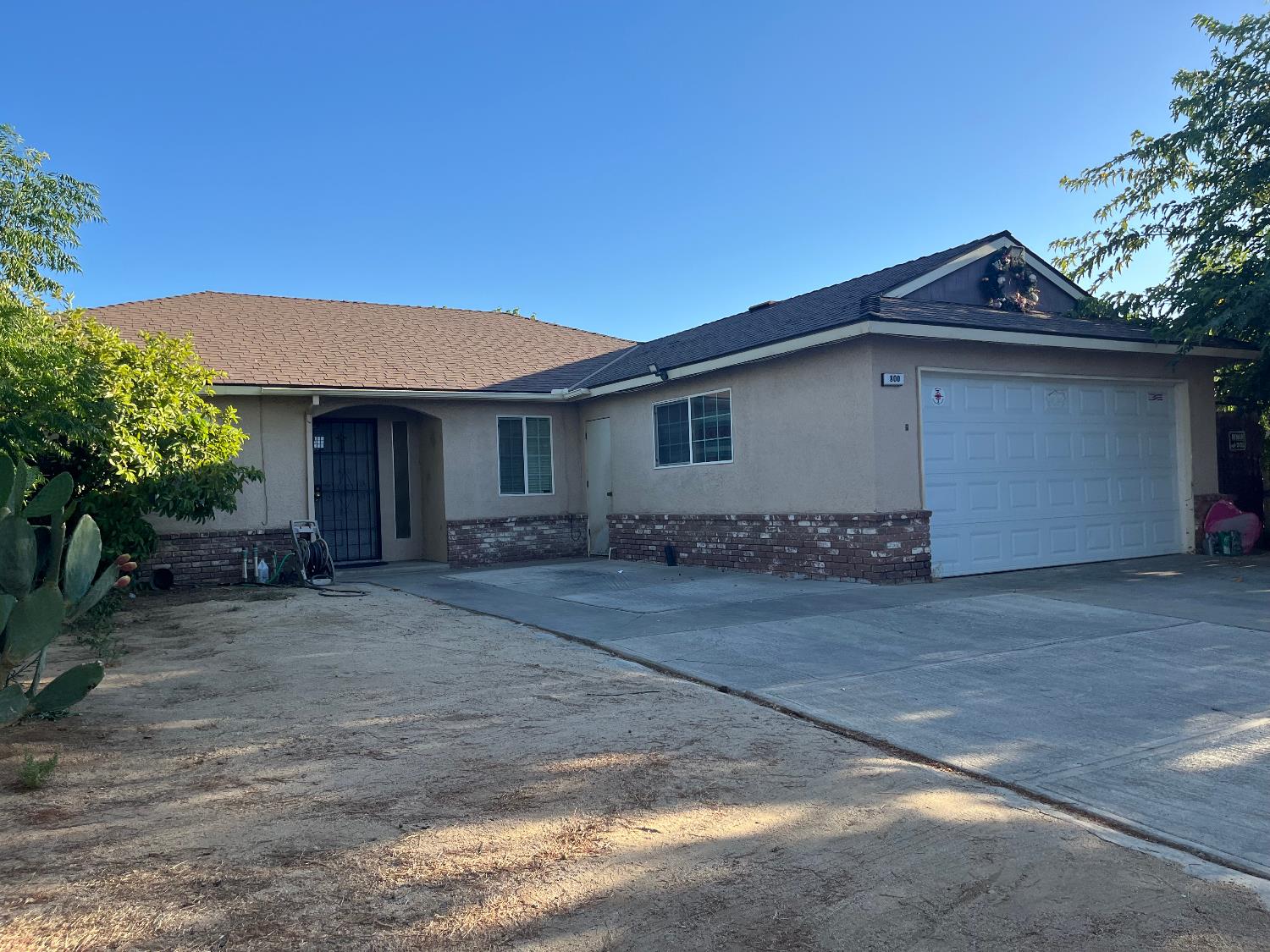 800 Wessmith Way, Madera, CA 93638