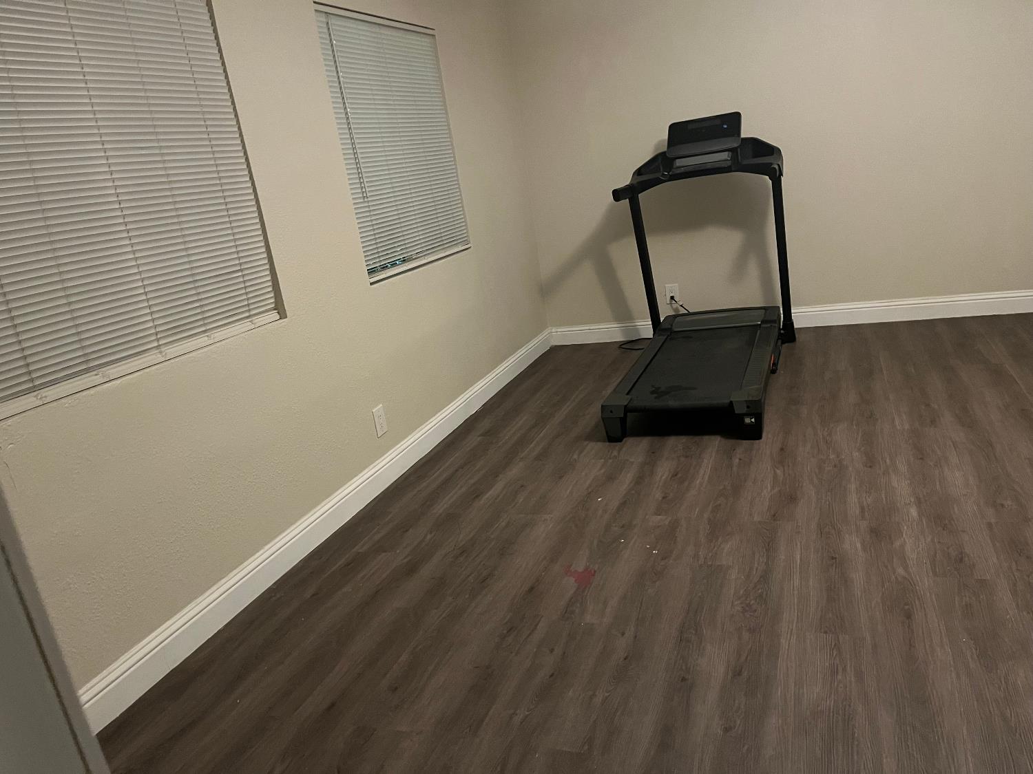 800 Wessmith Way, Madera, CA 93638