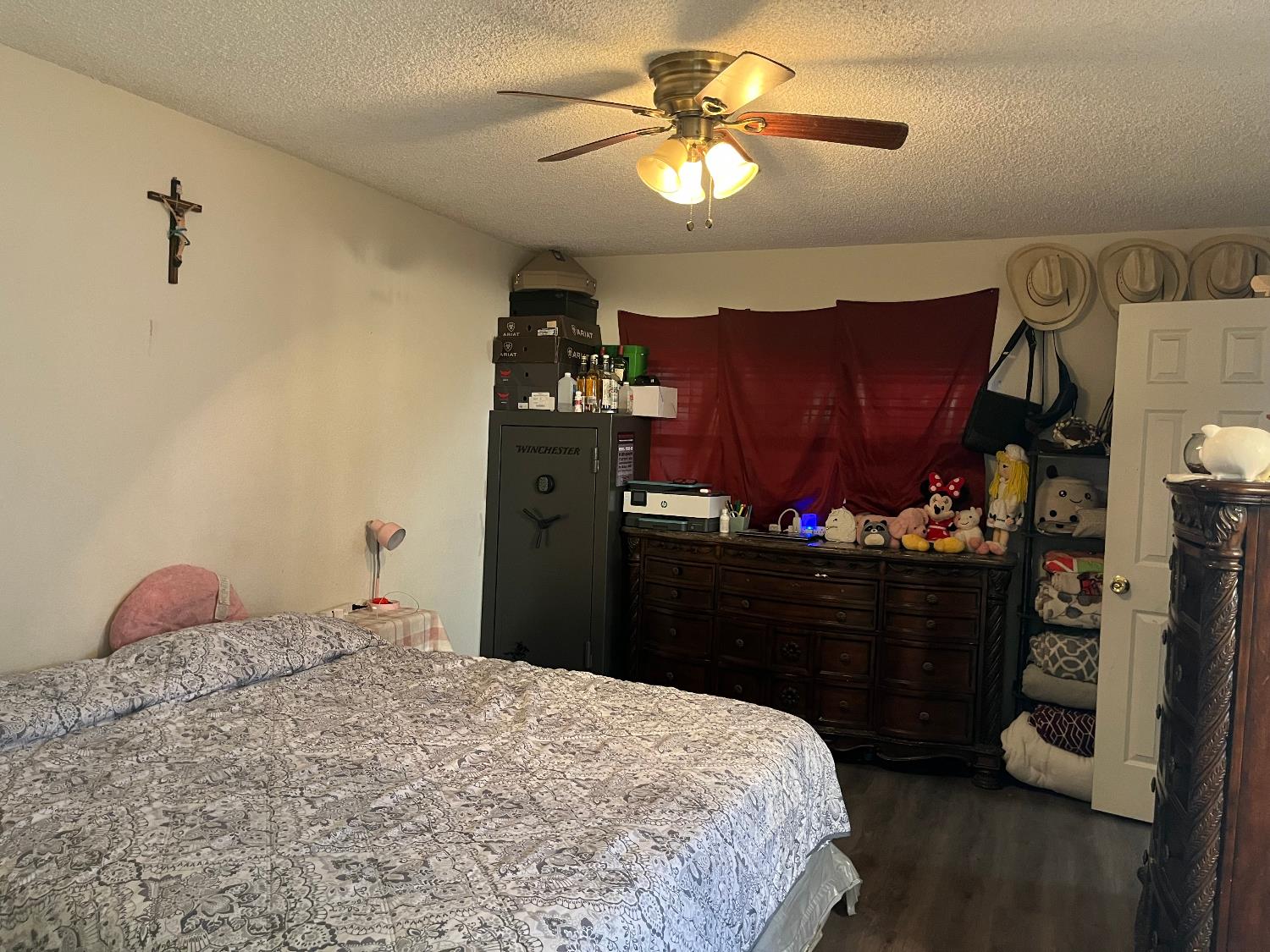 800 Wessmith Way, Madera, CA 93638