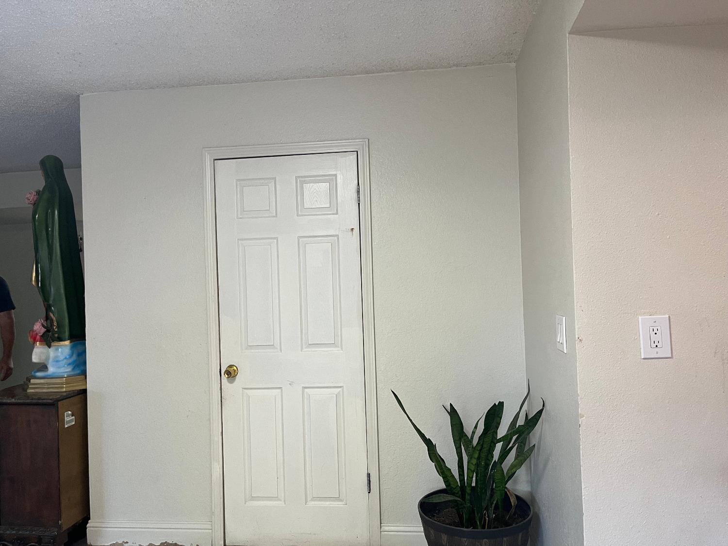 800 Wessmith Way, Madera, CA 93638