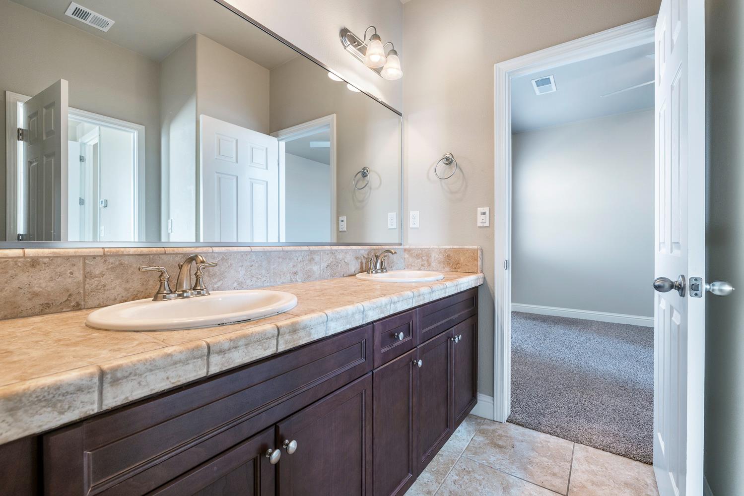 18978 Via Bellagio, Friant, CA 93626