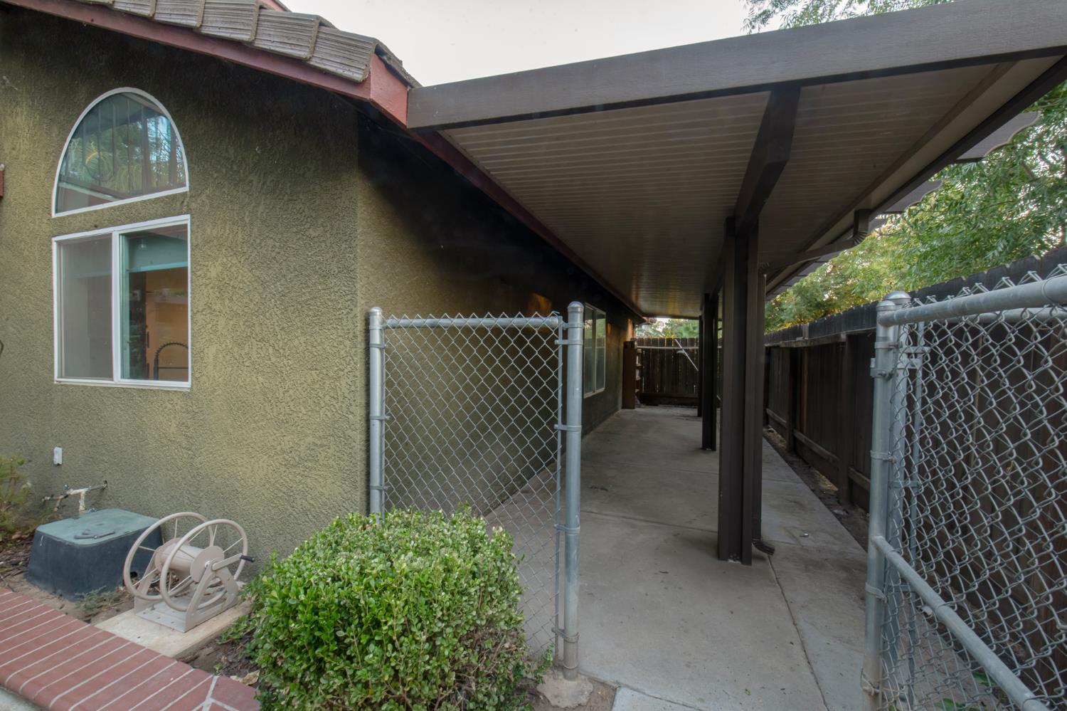 2776 Palo Alto, Fresno, CA 93611