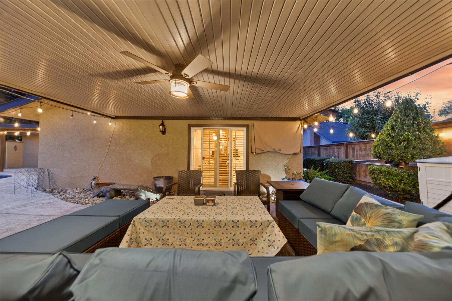 101 Mainberry Dr, Madera, CA 93637