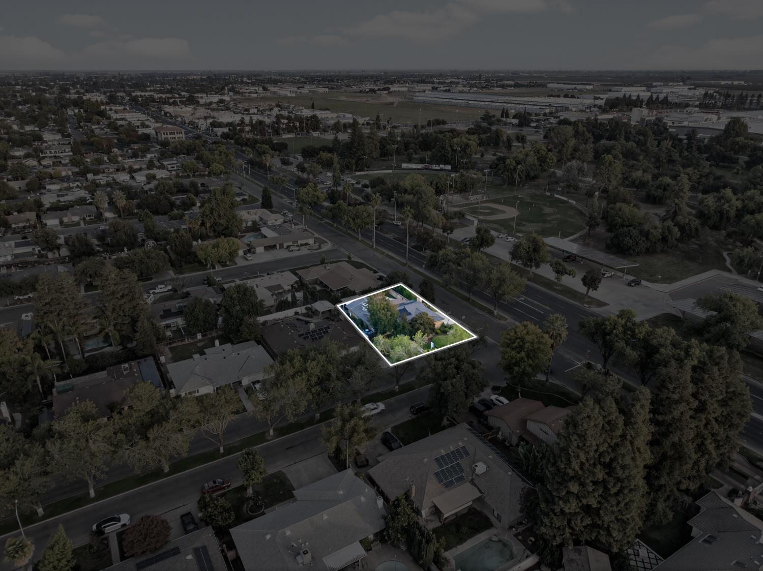 101 Mainberry Dr, Madera, CA 93637