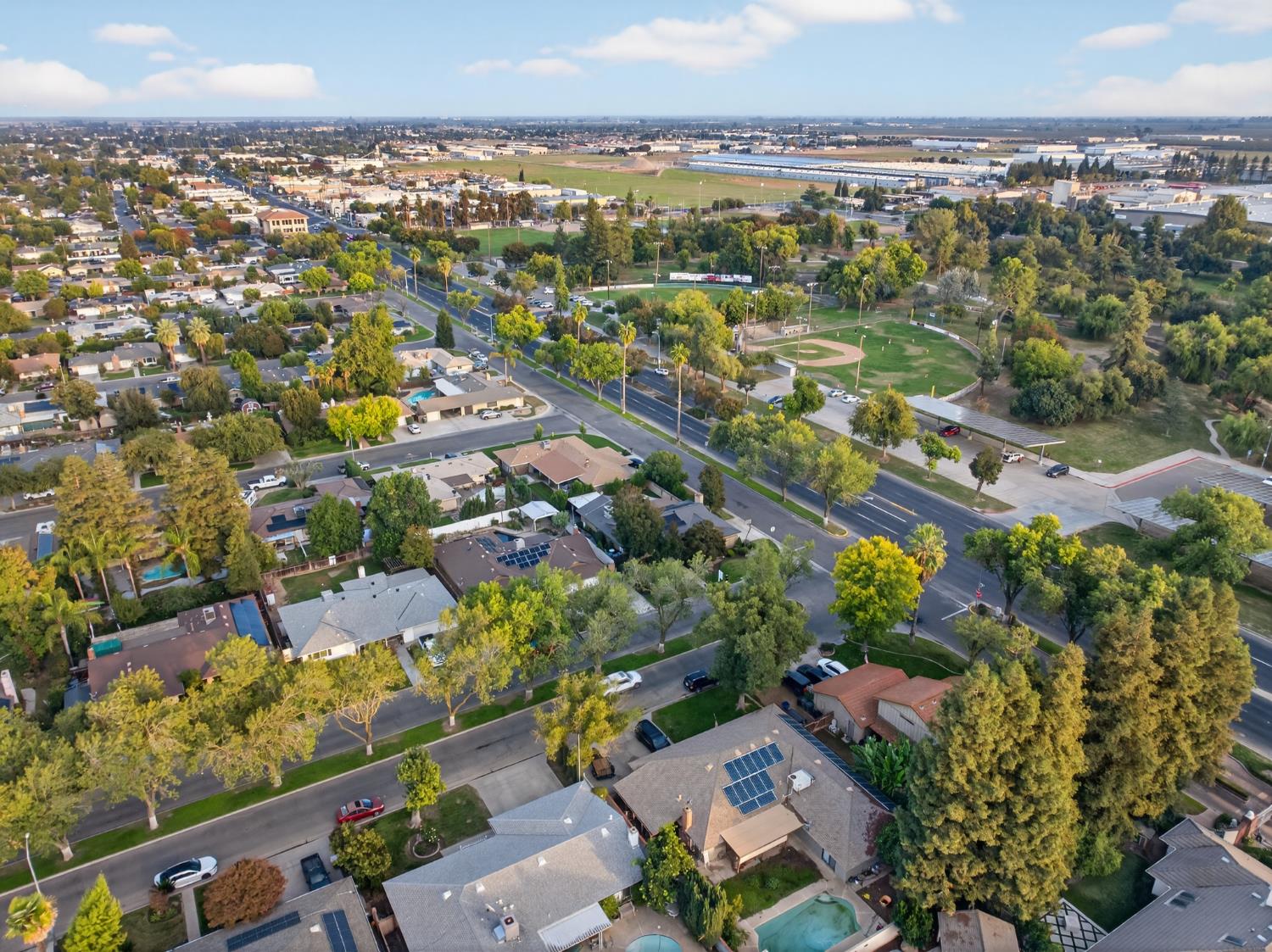 101 Mainberry Dr, Madera, CA 93637