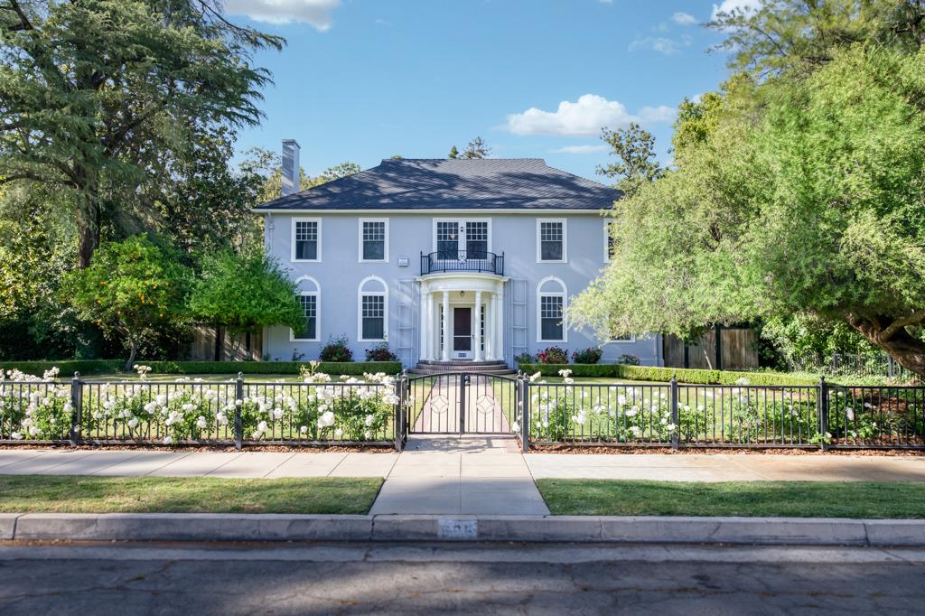 605 E Home Ave, Fresno, CA 93728