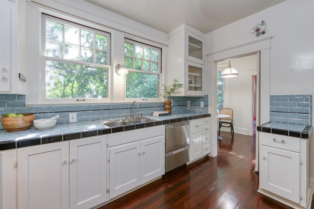 605 E Home Ave, Fresno, CA 93728