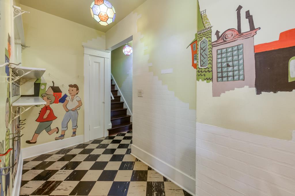 605 E Home Ave, Fresno, CA 93728