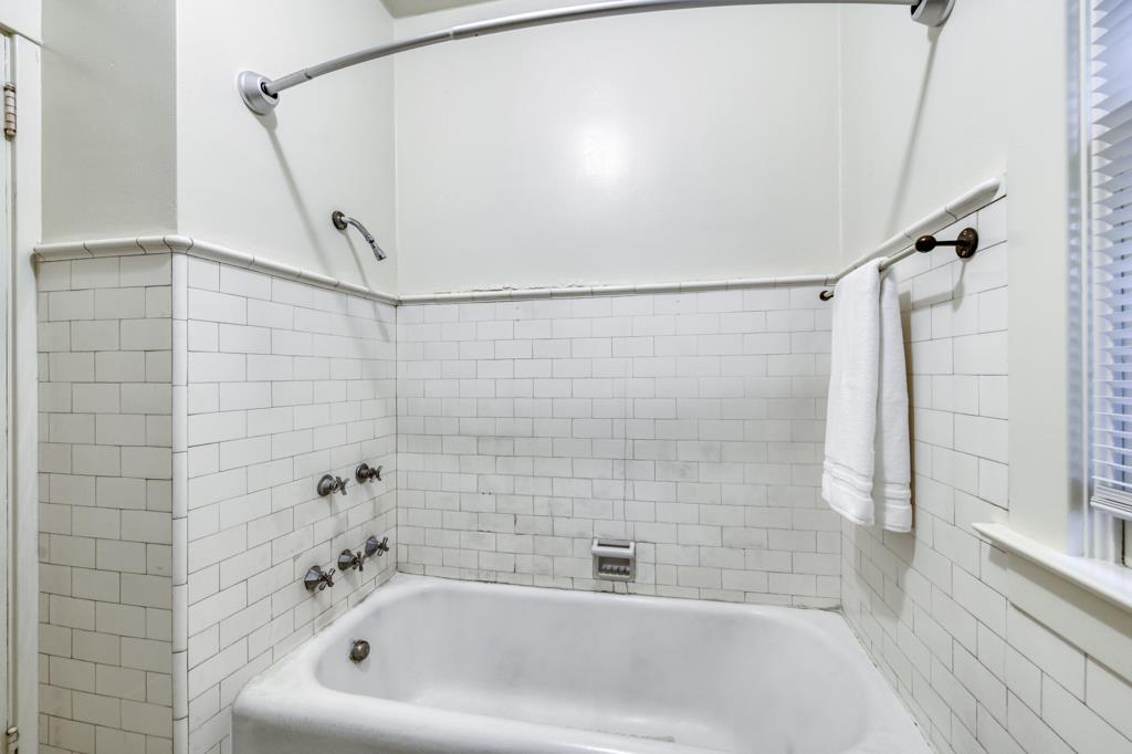 605 E Home Ave, Fresno, CA 93728