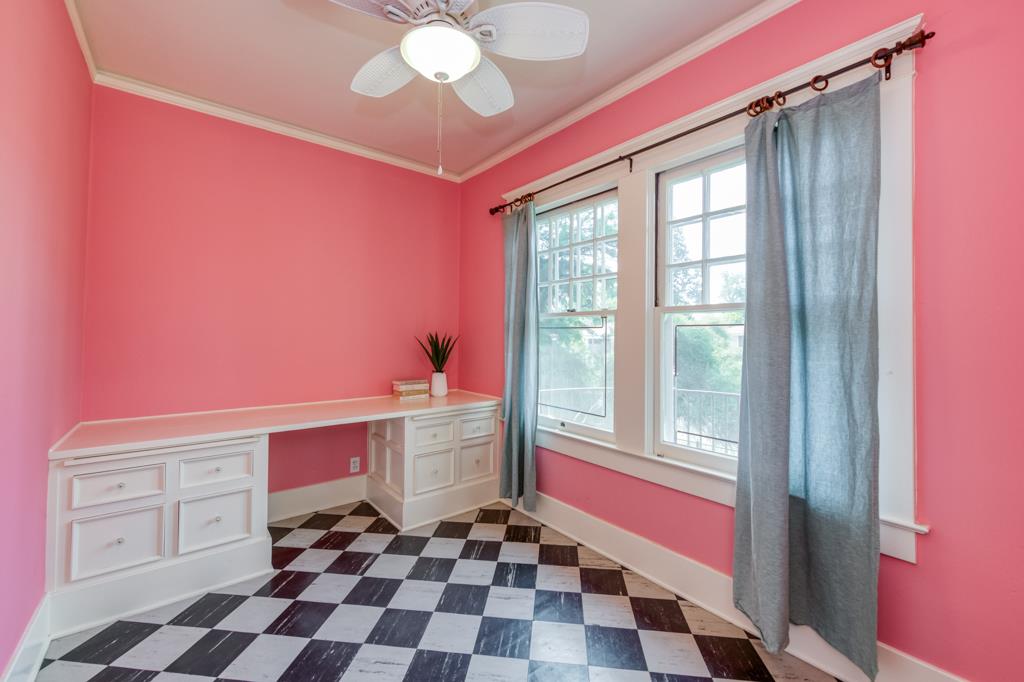 605 E Home Ave, Fresno, CA 93728