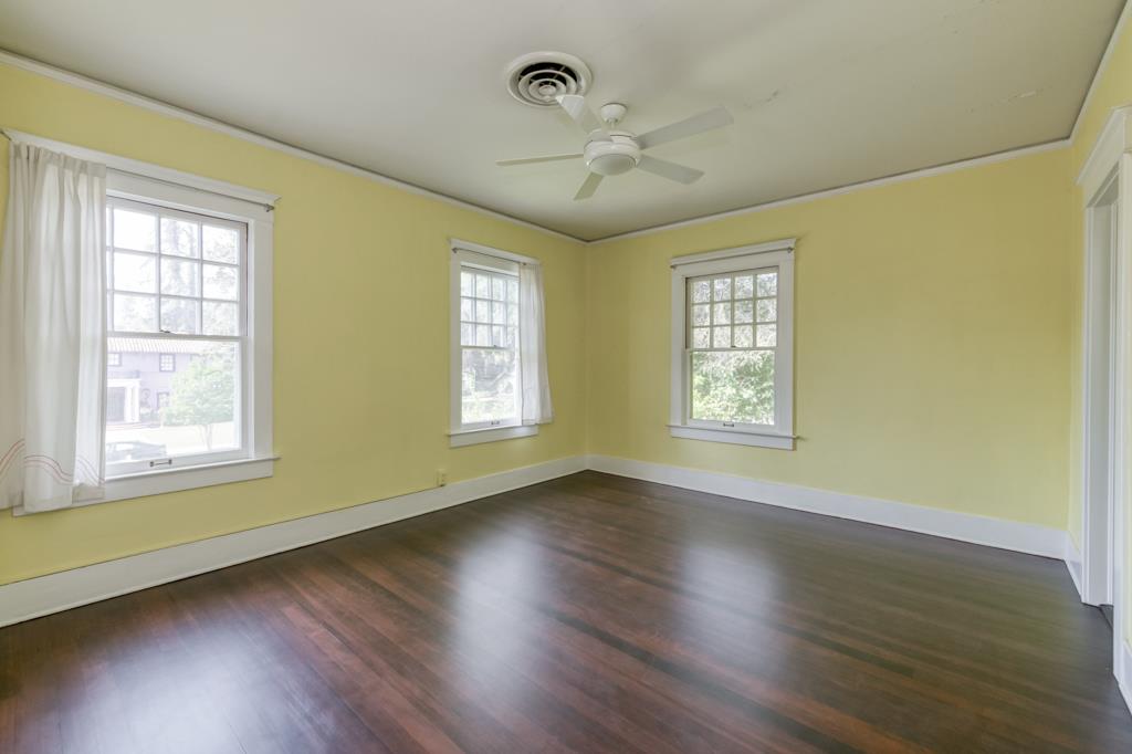 605 E Home Ave, Fresno, CA 93728