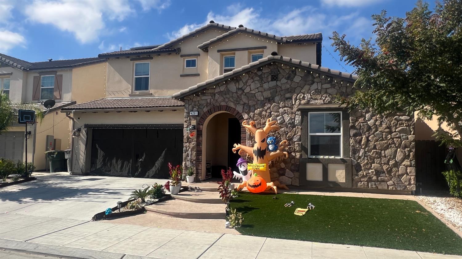 4291 N Cresta Ave, Fresno, CA 93723