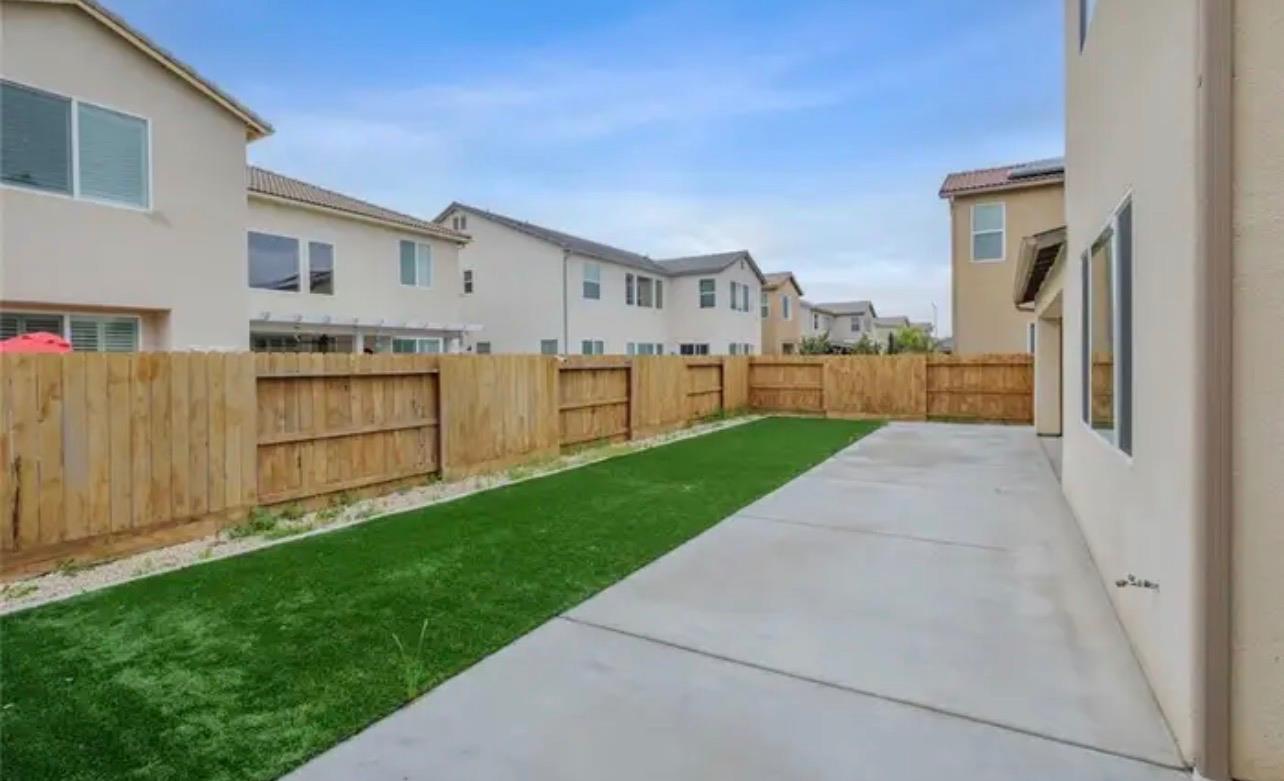 4291 N Cresta Ave, Fresno, CA 93723