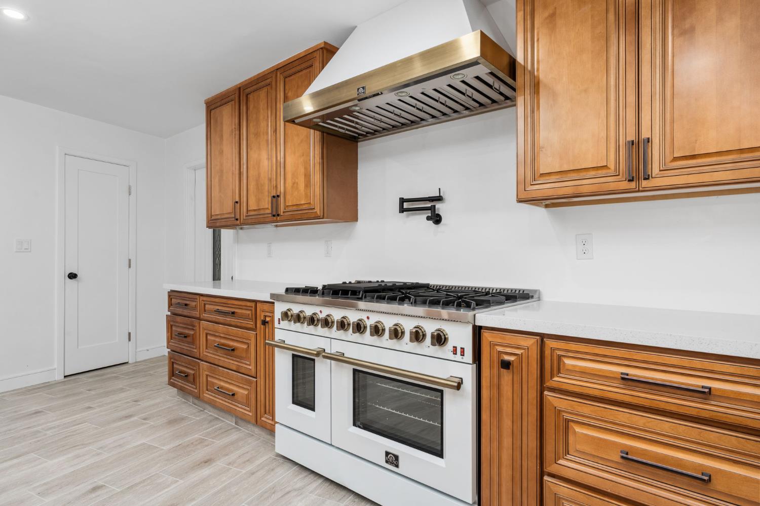 5454 E Butler Ave, Fresno, CA 93727