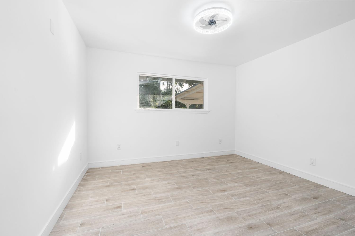 5454 E Butler Ave, Fresno, CA 93727