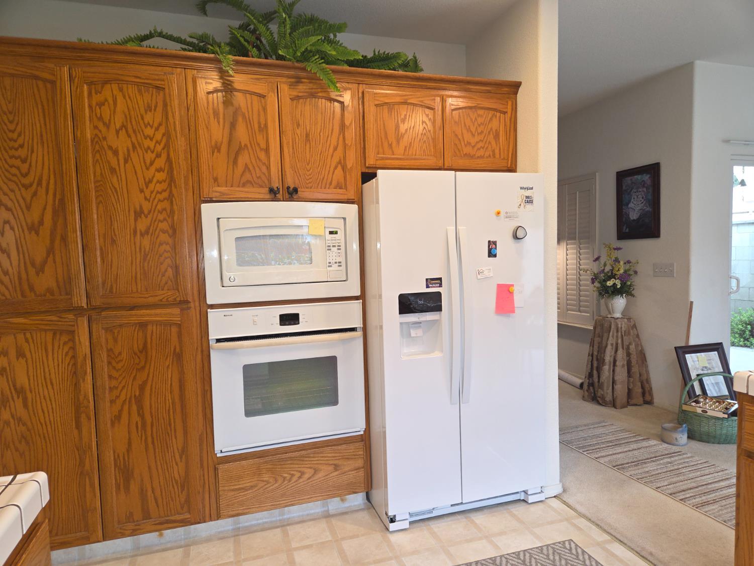 2300 Sierra St #103, Kingsburg, CA 93631