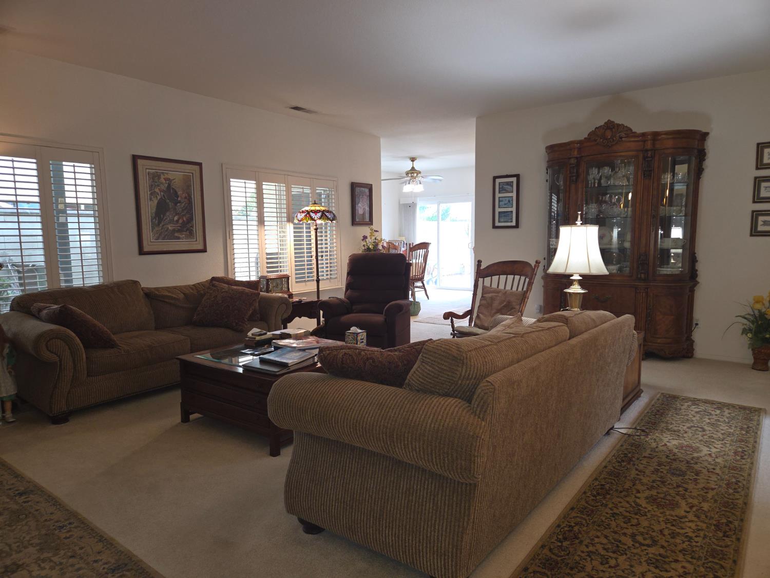 2300 Sierra St #103, Kingsburg, CA 93631