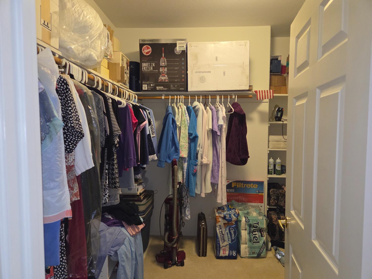 2300 Sierra St #103, Kingsburg, CA 93631