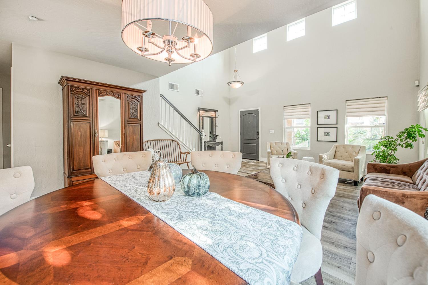 5855 E Platt Ave, Fresno, CA 93727