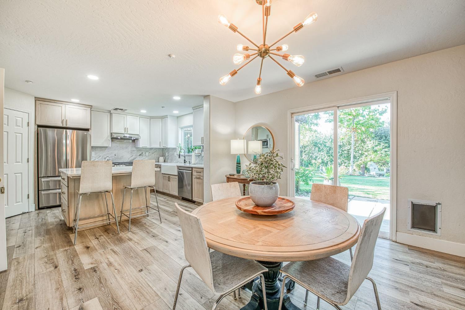 5855 E Platt Ave, Fresno, CA 93727