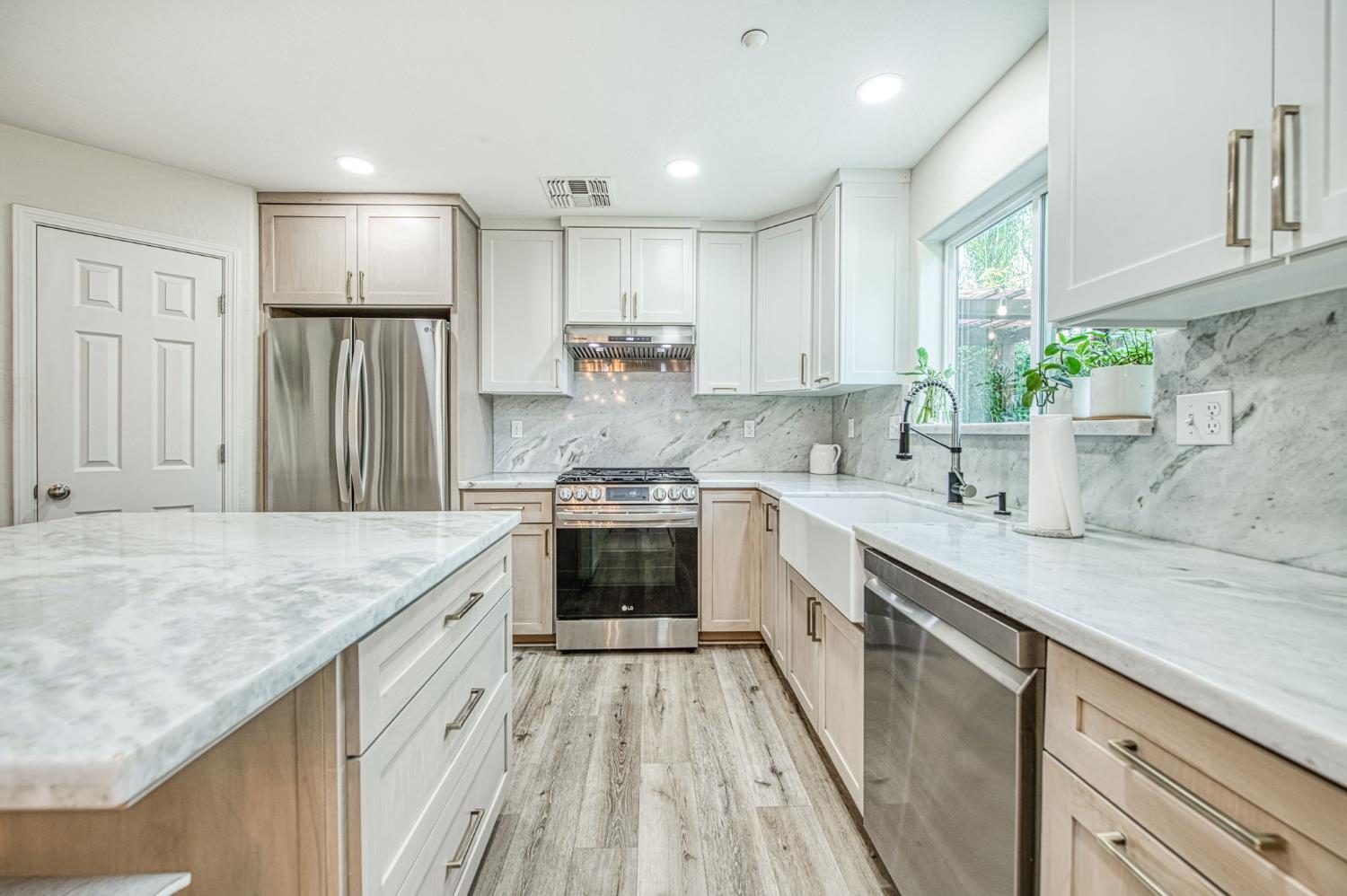 5855 E Platt Ave, Fresno, CA 93727