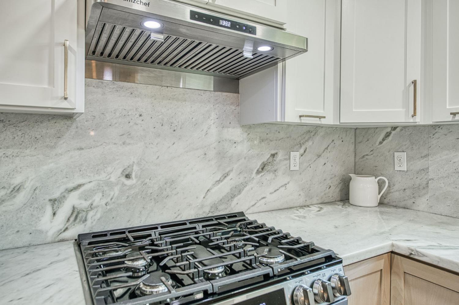 5855 E Platt Ave, Fresno, CA 93727