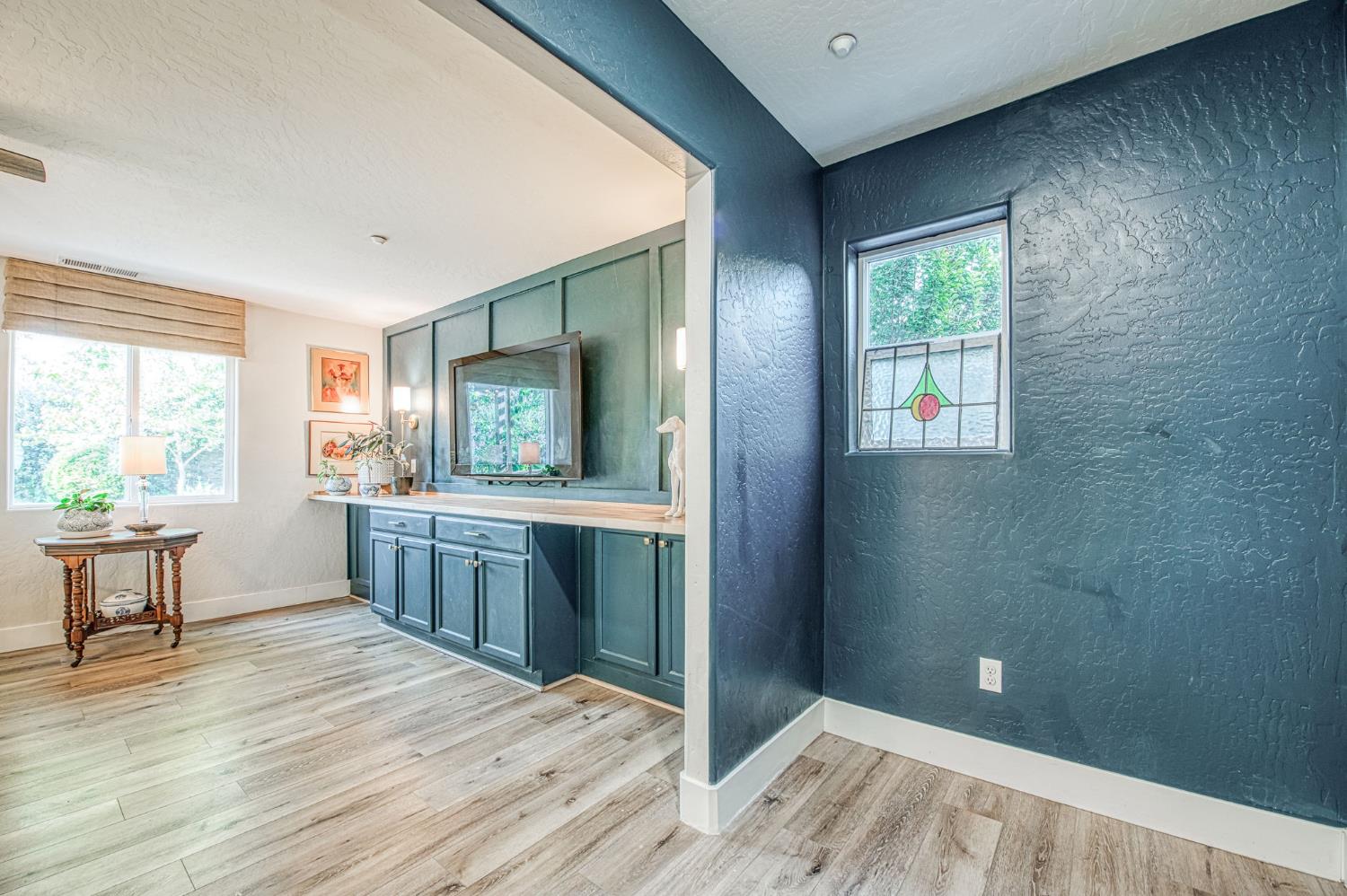 5855 E Platt Ave, Fresno, CA 93727