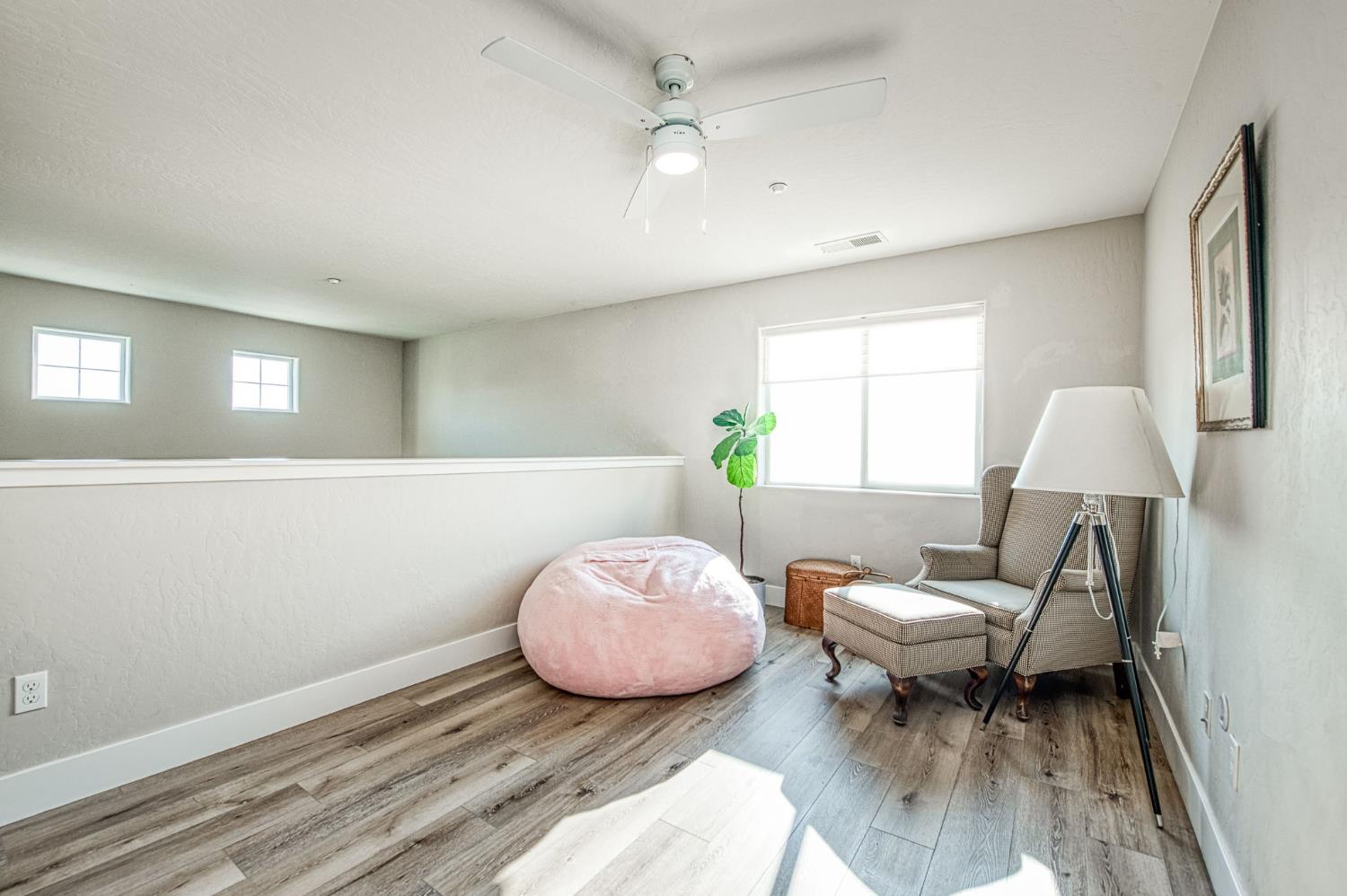 5855 E Platt Ave, Fresno, CA 93727