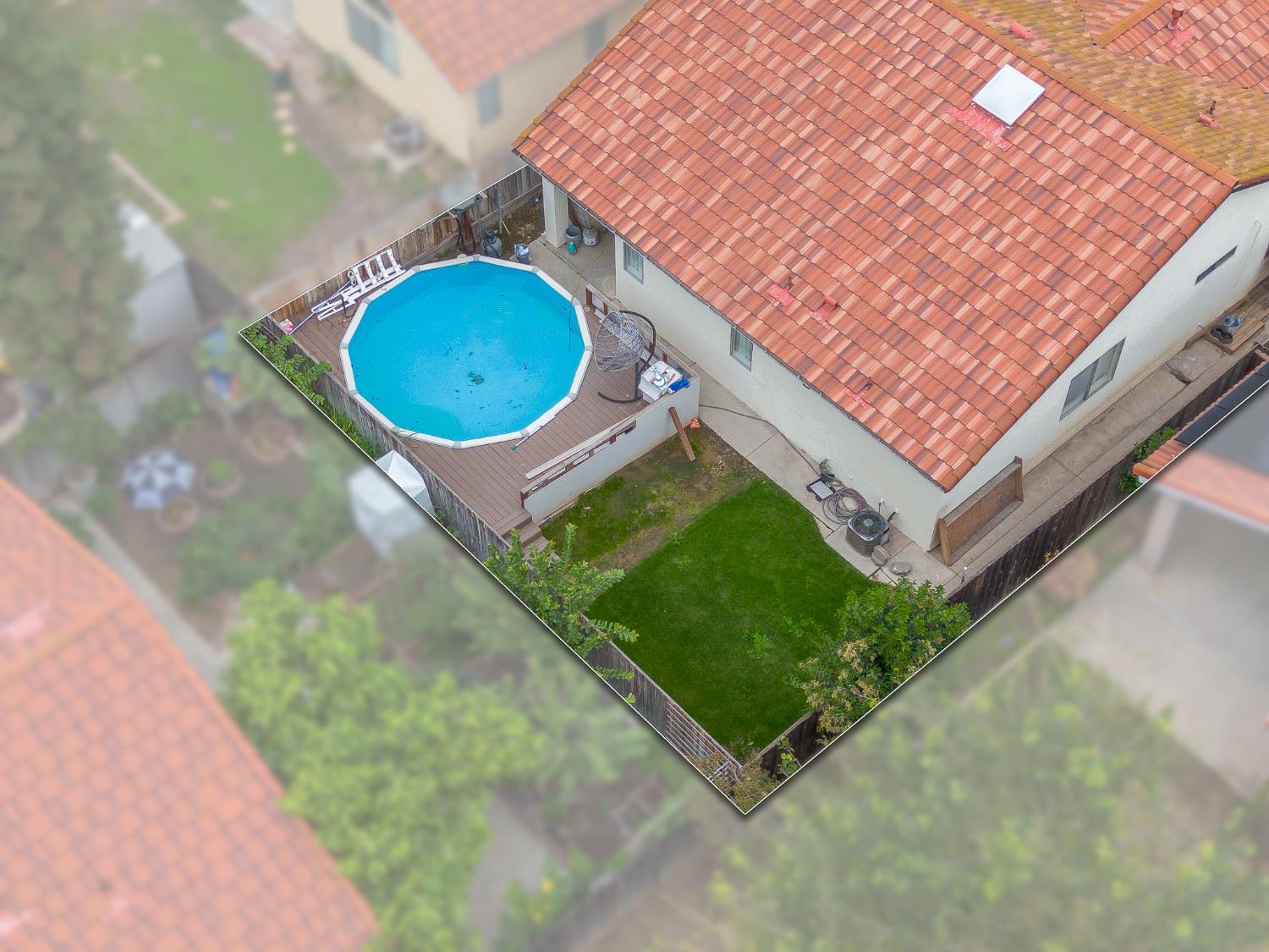 4239 W Cambridge Ave, Fresno, CA 93722